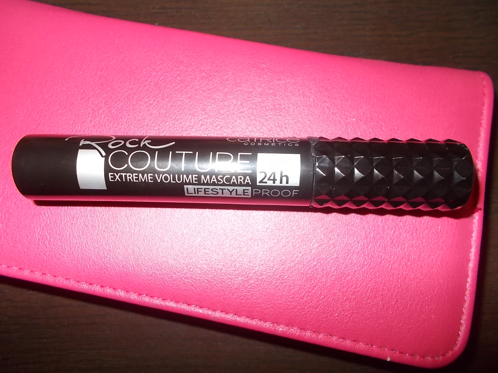 catrice-rock-couture-mascara