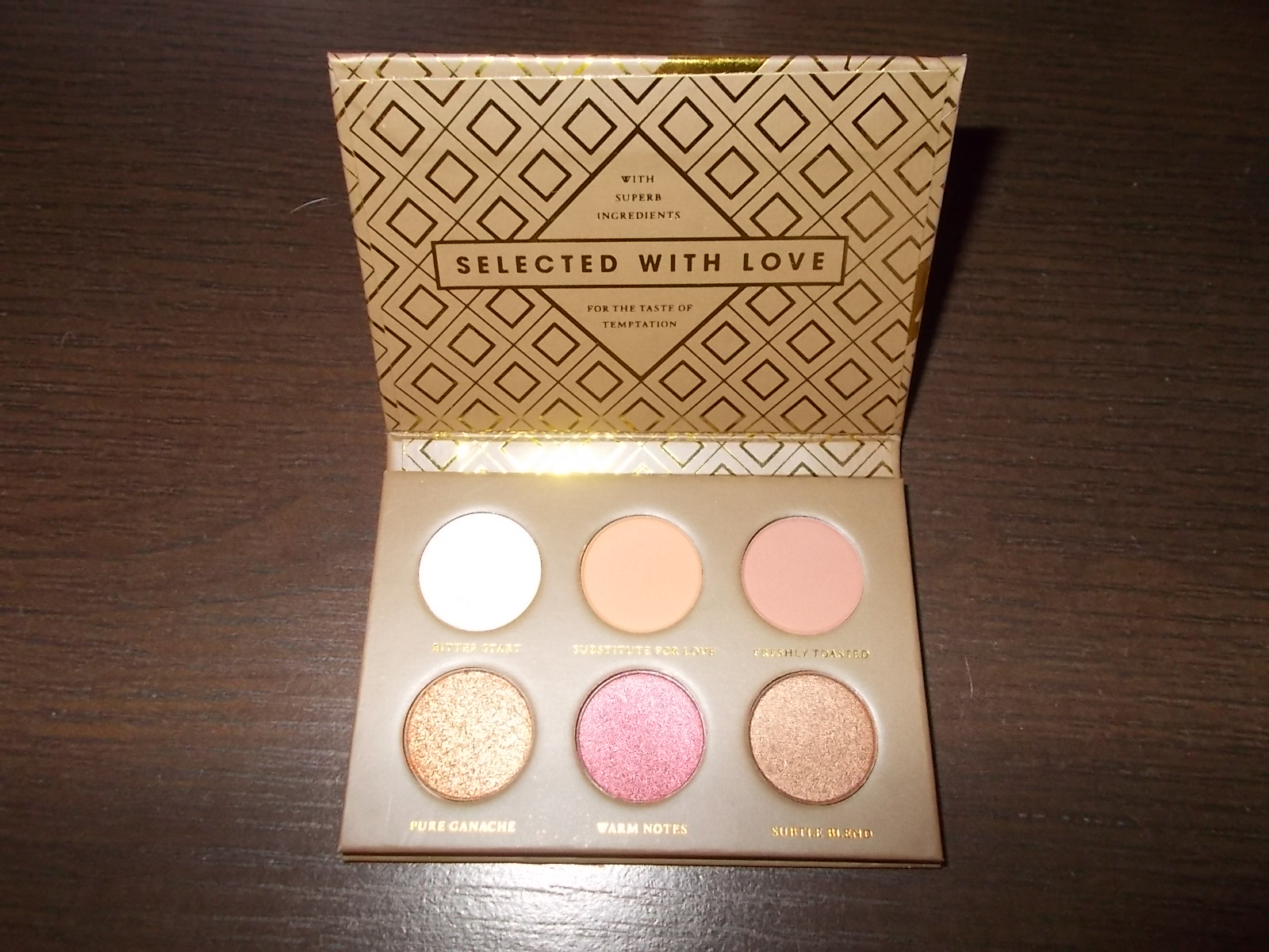 zoeva-cocoa-blend-mini-eyeshadow-palette