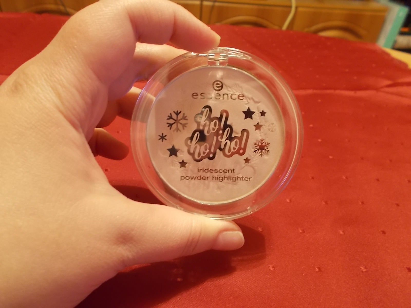 essence ho ho ho powder highlighter