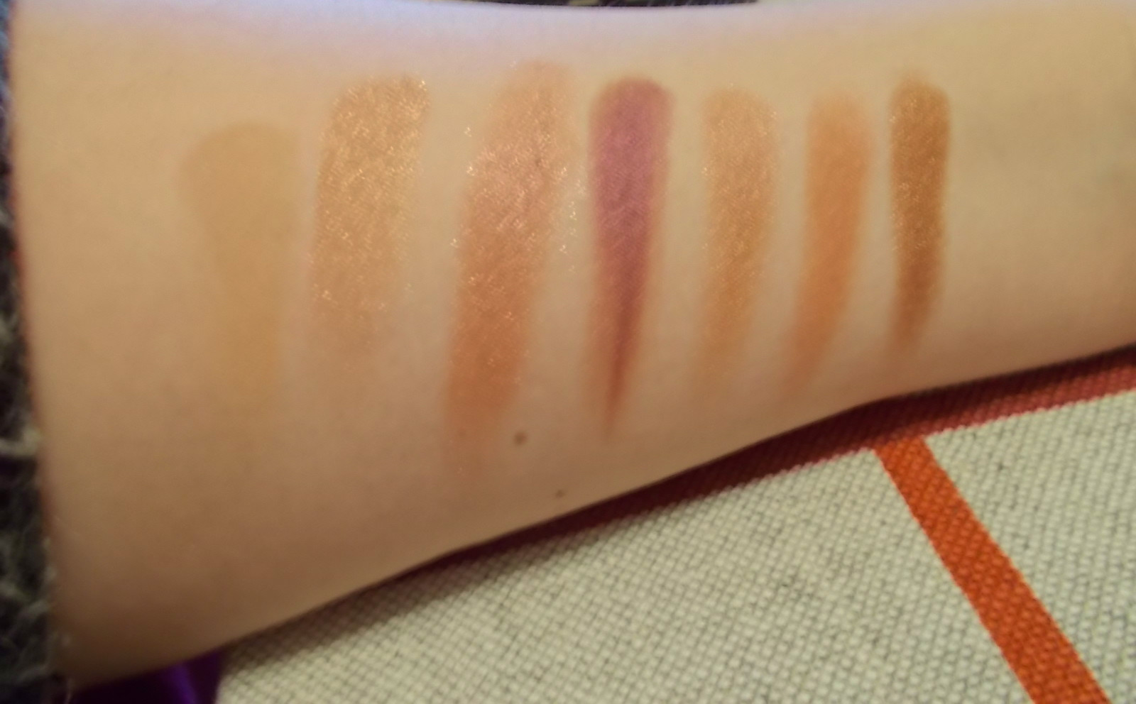 into the snow glow eyeshadow swatches