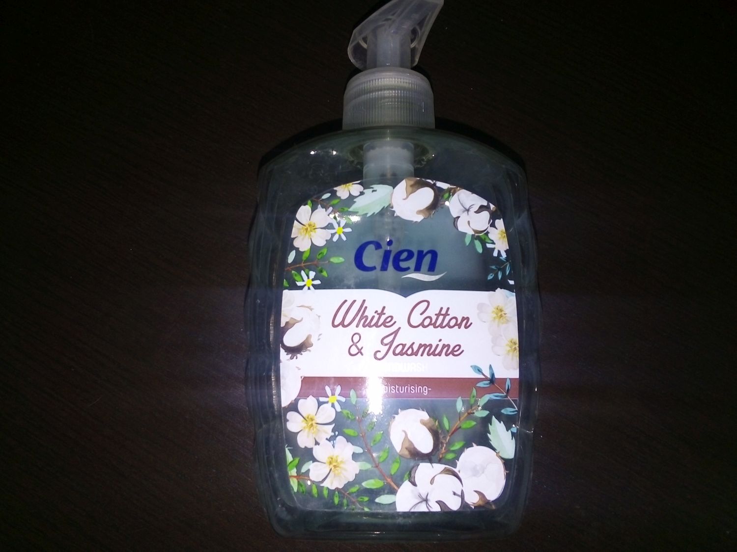 cien white cotton and jasmine liquid soap