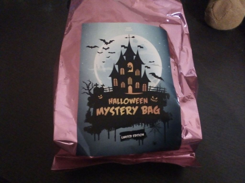I bought my beauty advent calendar for this year + Pink Panda Halloween Mystery&nbsp;Bag