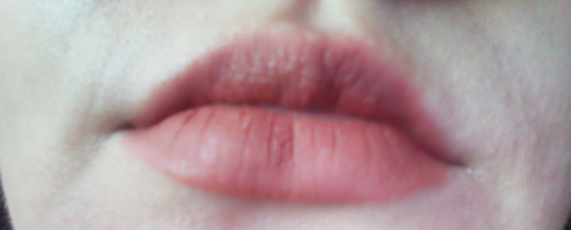 illamasqua bang lipstick swatch