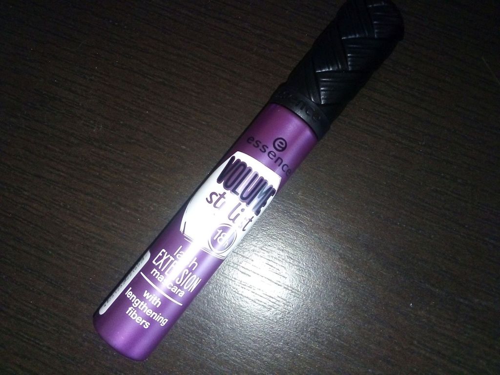 essence Volume Stylist 18h Lash Extension Mascara&nbsp;review