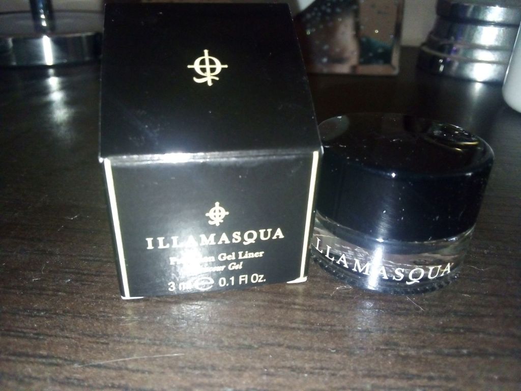 Illamasqua Precision Gel Liner in the shade Infinity&nbsp;review