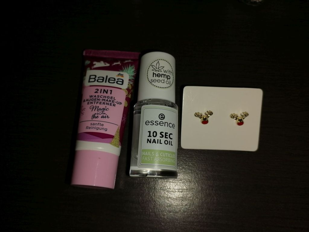 Opening my advent calendars 2021 days 9 –&nbsp;12