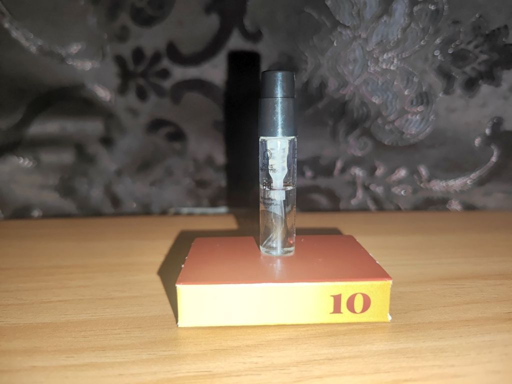 Open my Paris Perfumes advent calendar with me (days&nbsp;10-12)